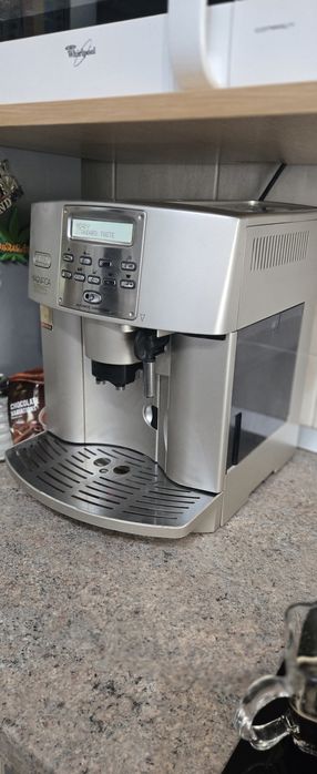 Delonghi Magnifica de vanzare