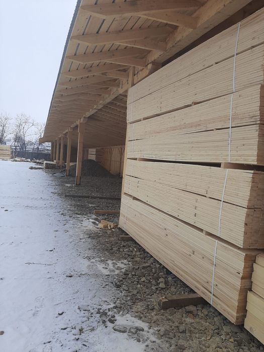 Vând cherestea brad molid grinzi