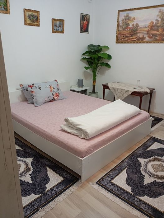 Cazare turism, cursuri Ceronav, evenimente, tranzit.