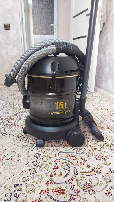 Продаю свой пилисос