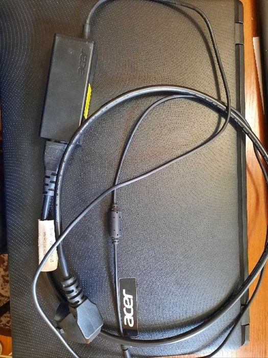 Продам ноутбук Acer в идеальном состоянии