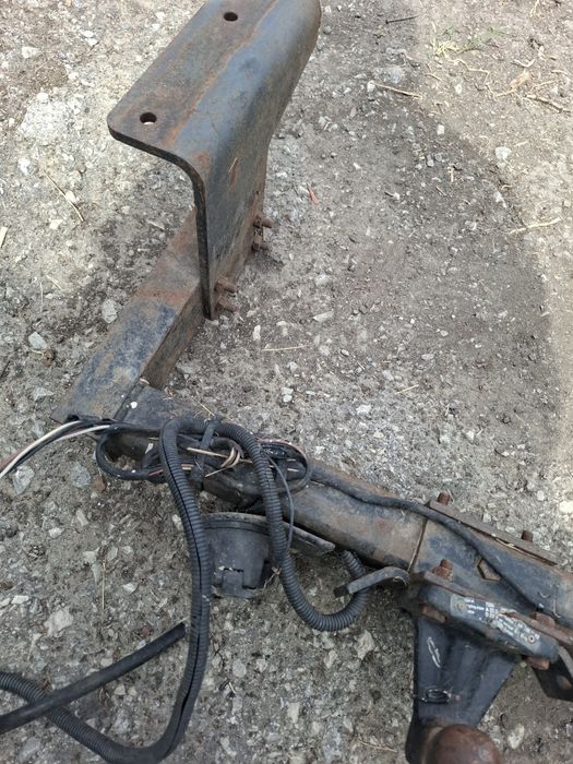 Продавам теглич за ИВЕКО бус или камионче(до 3,5 т)