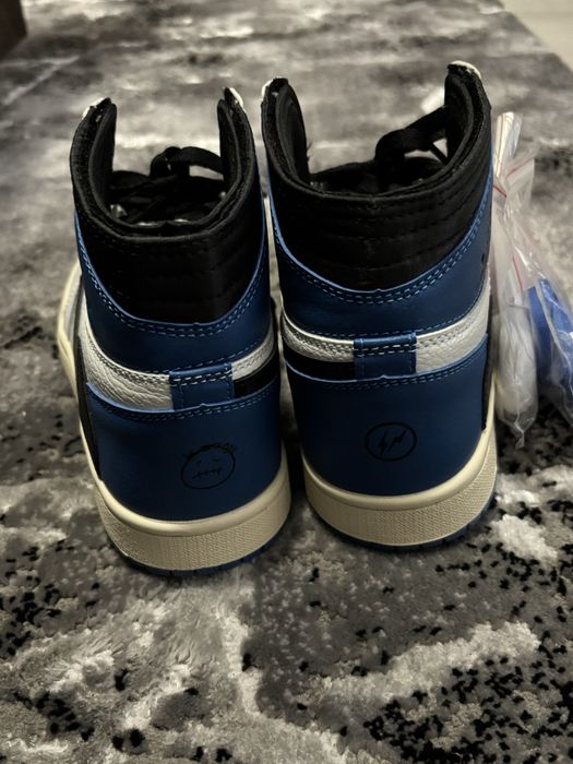Jordan 1 Travis Scott Fragment