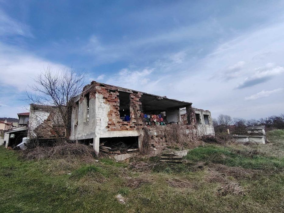 Бивша кланица в гр. Ловеч !