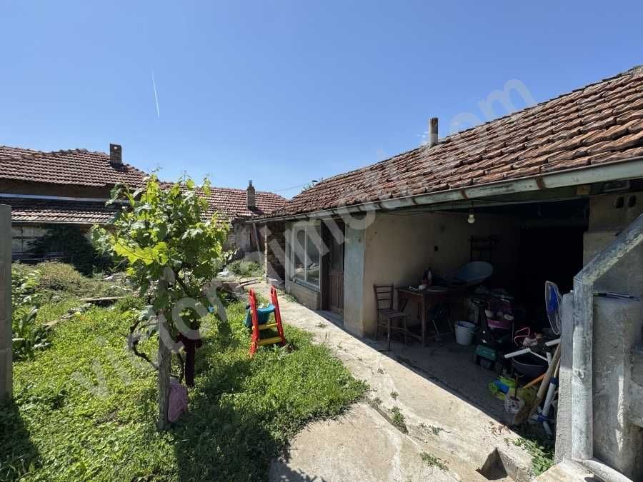 Продава се Къща в с. Първомайци, Област Велико Търново - 93 кв.м за 1210 €/кв.м - Снимка #1