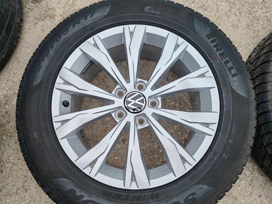 Vw Tiguan Montana 215/65/17