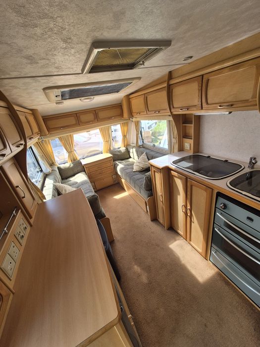 Rulota Omega 2002 in stare foarte buna