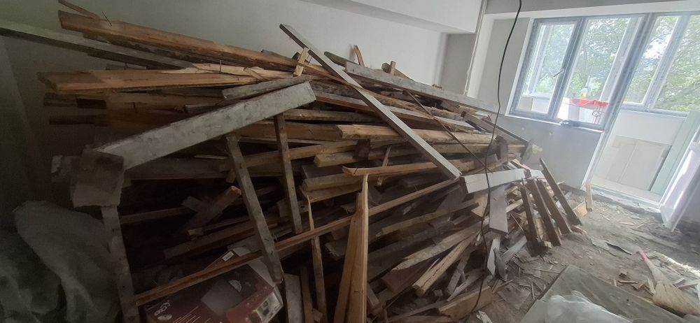 Деревянный пол сами заберите бесплатно