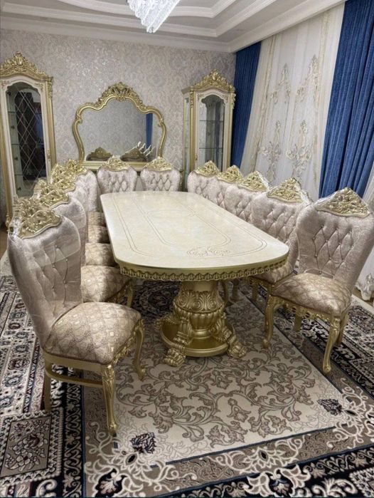 Продам стол со стулом.