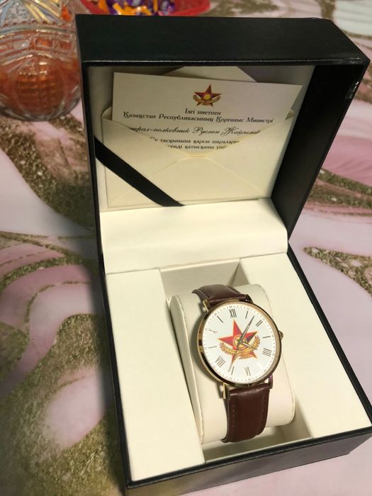 Армейские часы.