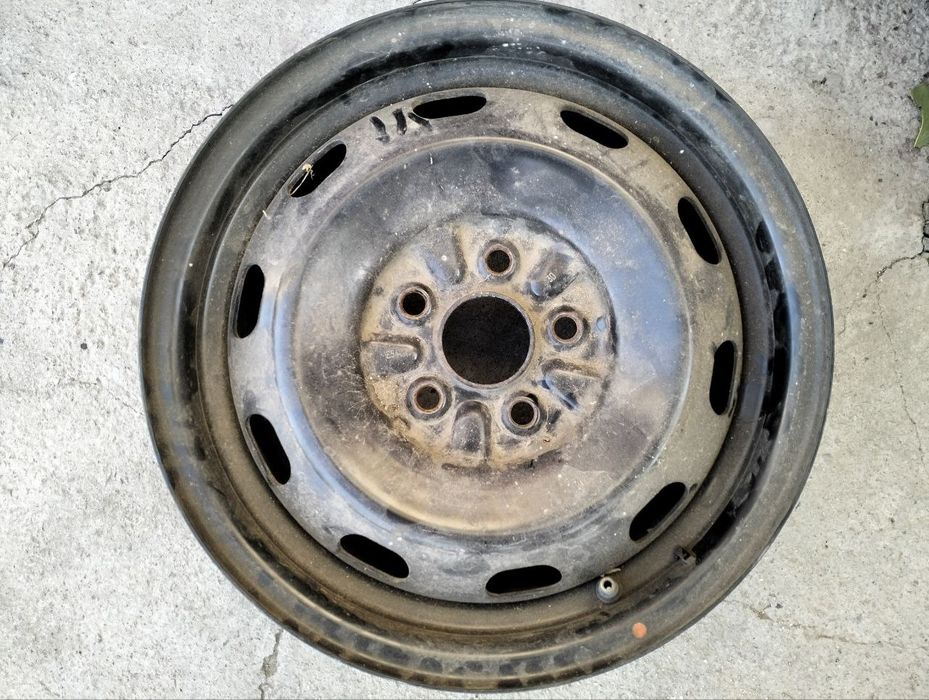 Продам диск r14 от Тойота Карина Е, Калгина