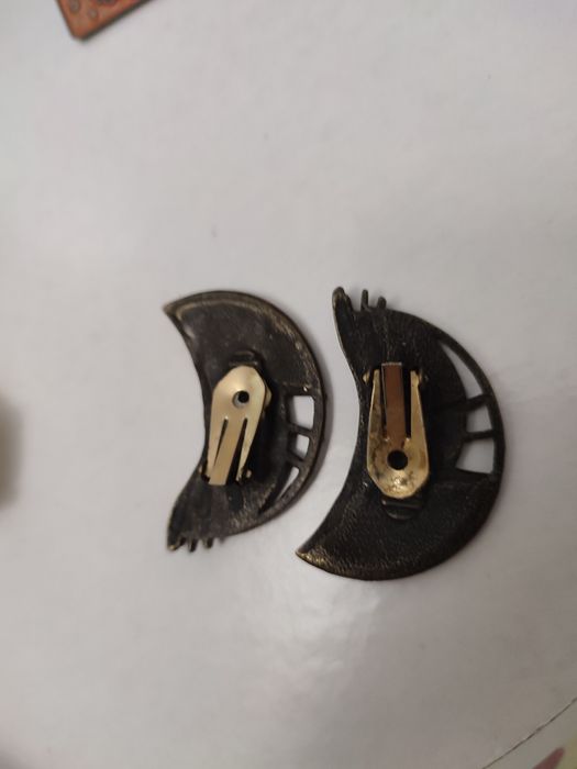 сребърна висулка лот от 3 вносни бижута едно старо колие народна но