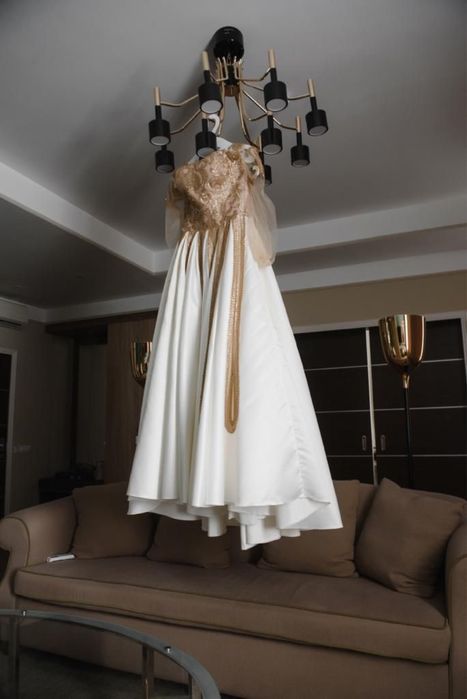 Продам свадебное платье 48-52