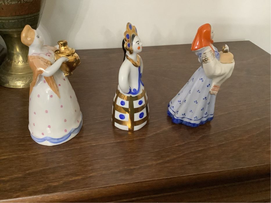 Статуэтки фарфоровые Дулево