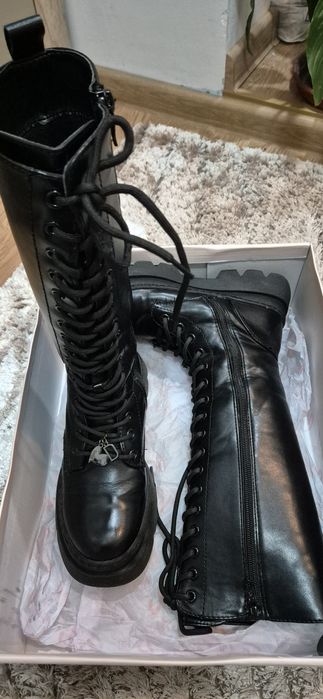 Vand cizme fete marimea 35