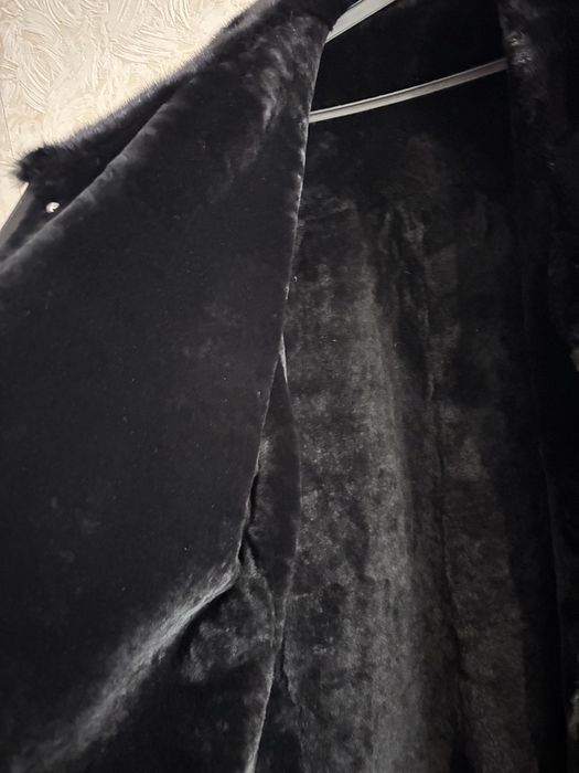 Продам дубленку новую