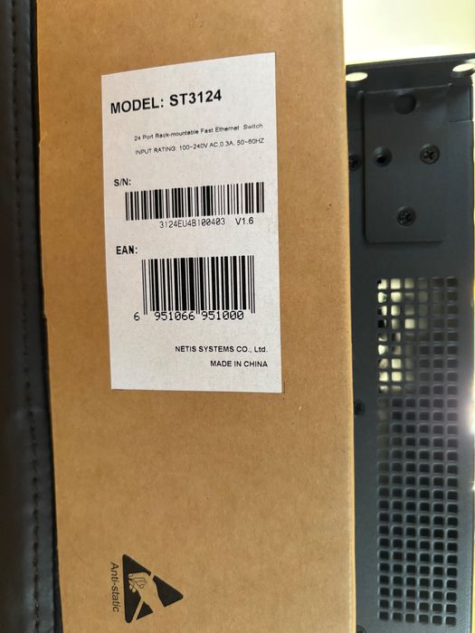 Ethernet Switch ST3124 Netis 24 Porturi 10/100Mbps Montabil in Rack