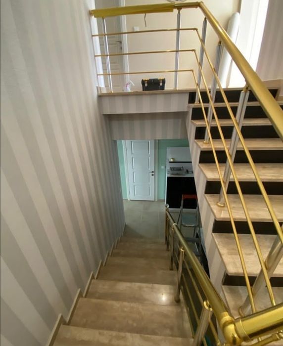 Поклейка, клеем обои