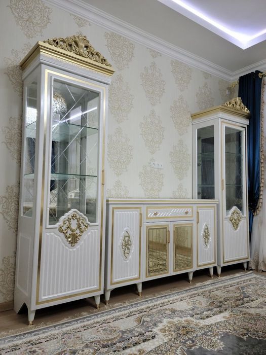 Цехдан кошона хайтек улубидаги пенал ва камодлар