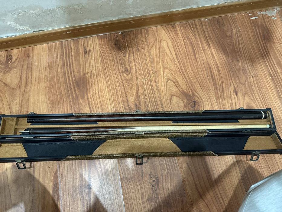 Бильярдный кий продается