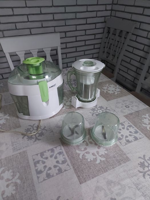 Продам соковыжималку,блендер.