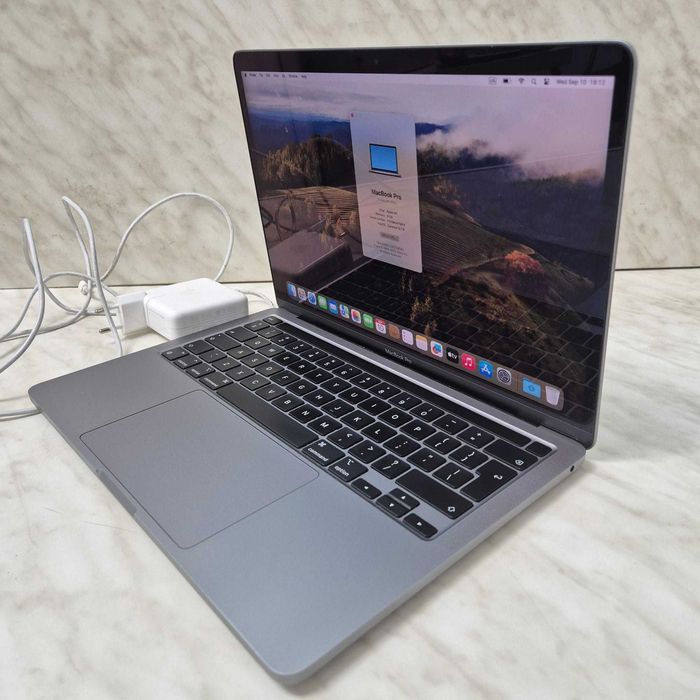 Laptop Apple MacBook Pro M1 512gb 2021 Silver cu Touchbar Zeus 32713