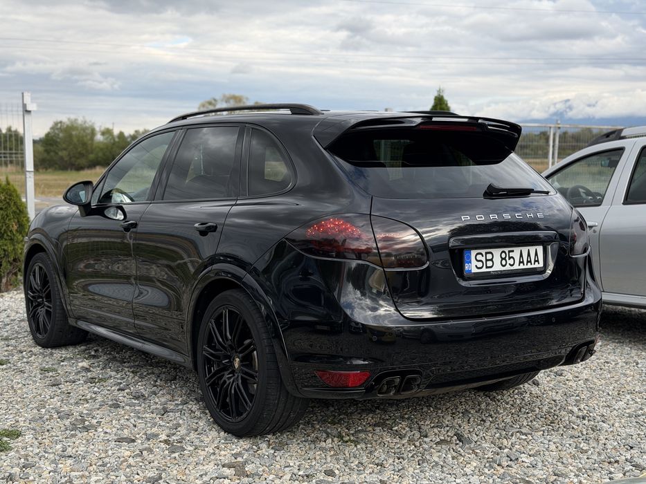 PORSCHE Cayenne 2012 — imagine 3