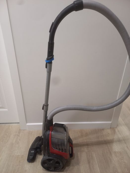 Philips PowerPro Expert пылесос