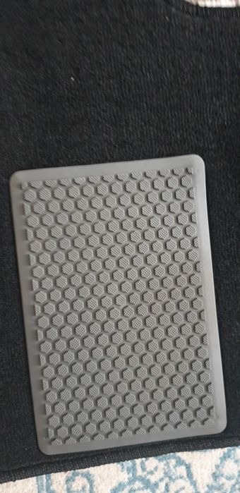 Автомобильные коврики