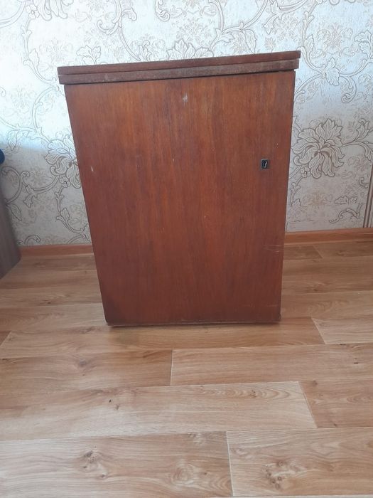 Продаётся швейная машинка