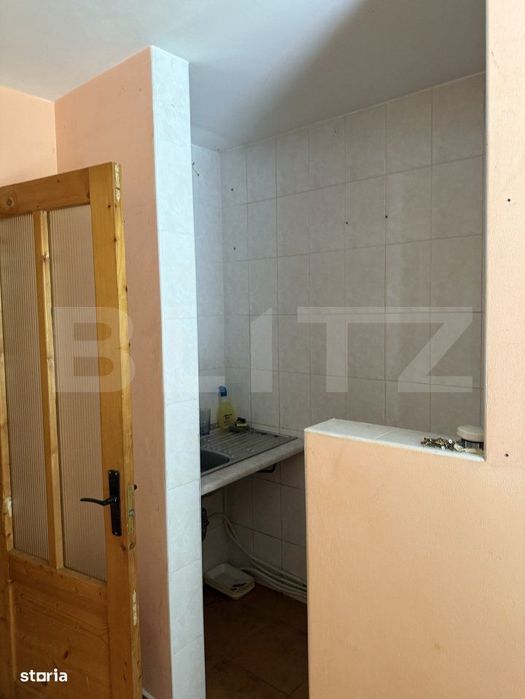 Apartament cu 3 camere, decomandat, zona George Enescu