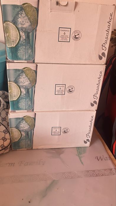 Продаю стаканы в коробке 6 шт