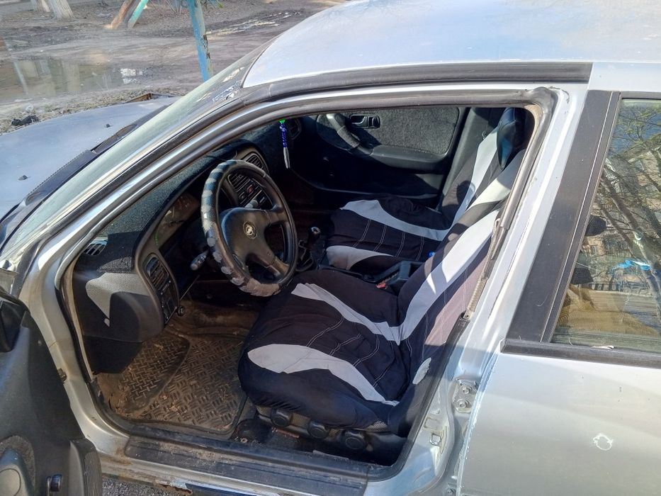 Продам машину Ниссан примера