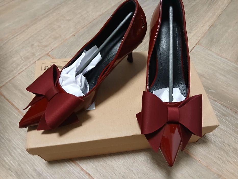 Pantofi stiletto vișiniu