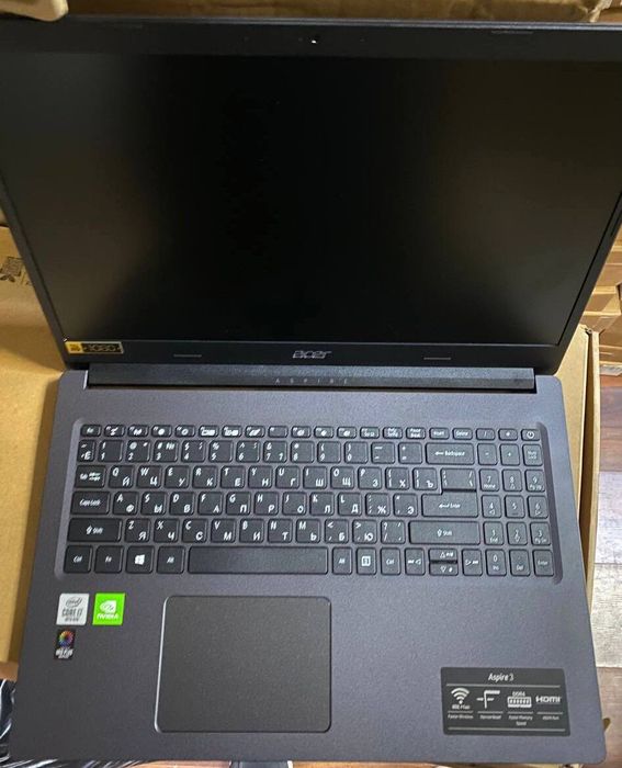Kuchli noutbuk Acer core i7 10 pokoleniya / 20 gb RAM / SSD 256 + 1000