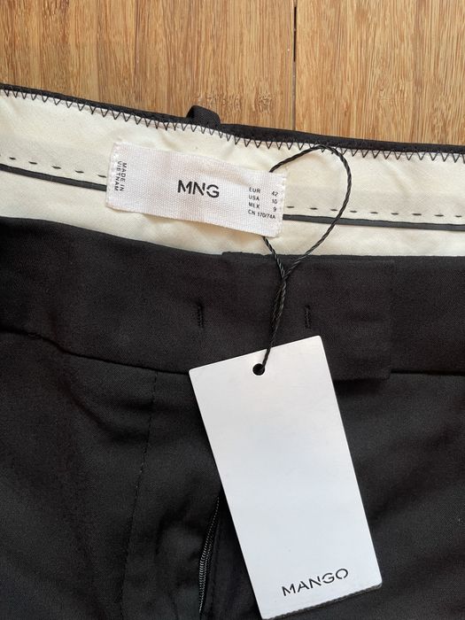 Черен прав панталон MANGO