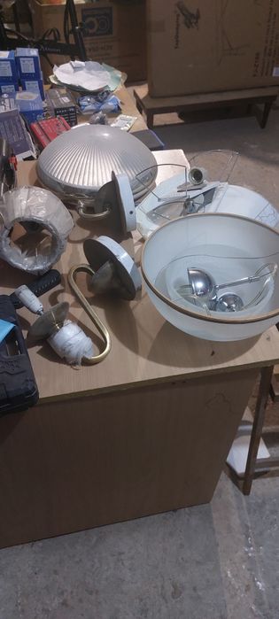 БРА (светильник, люстра)