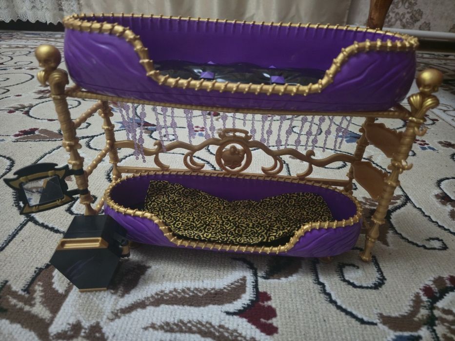 Продам мебель монстер хай