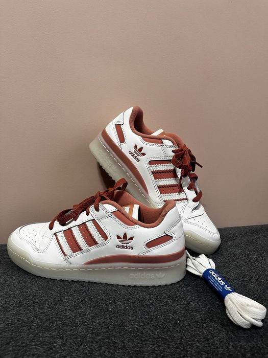 adidas Спортни обувки FORUM LOW CL W