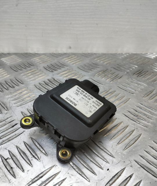 Motoras clapeta aeroterma  Bosch Actuator Electronic 0132801109 BMW S