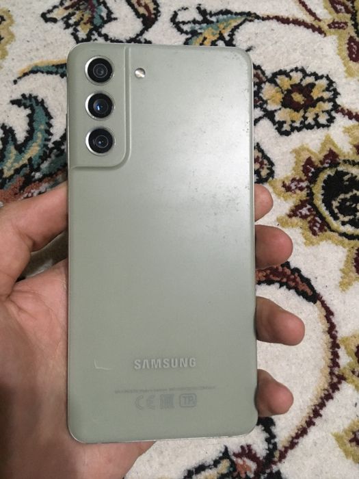 Samsung s21 FE 6/128gb