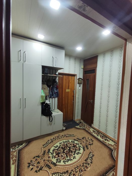 Продается 3/4/4 квартира на Юнусабаде 15кв 80 000$