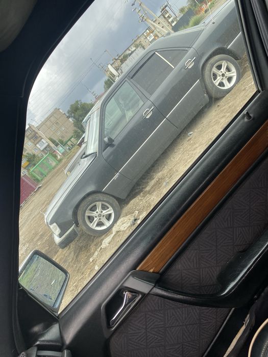 Mercedes w124 102