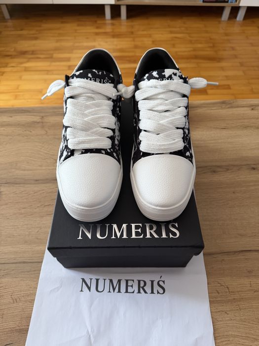 Numeris marimea 44