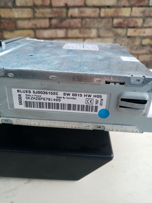 Авто. магнитола.