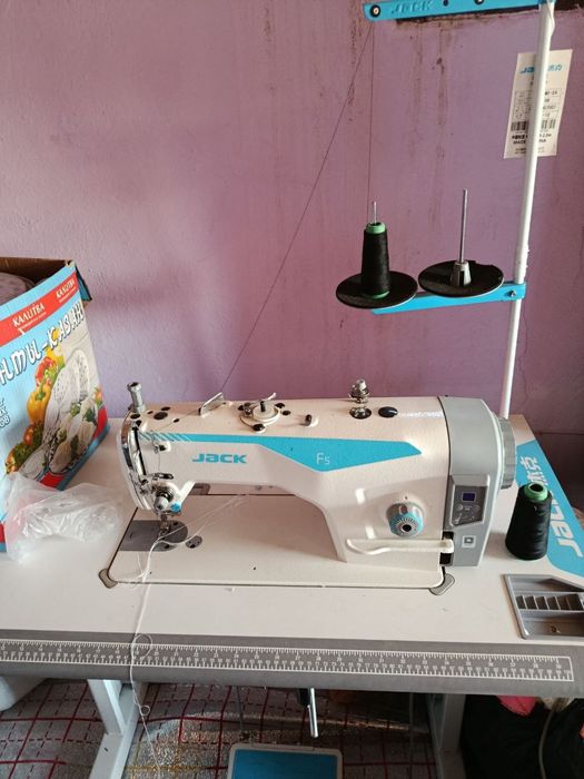 Jac tikuv mashinasi sotiladi