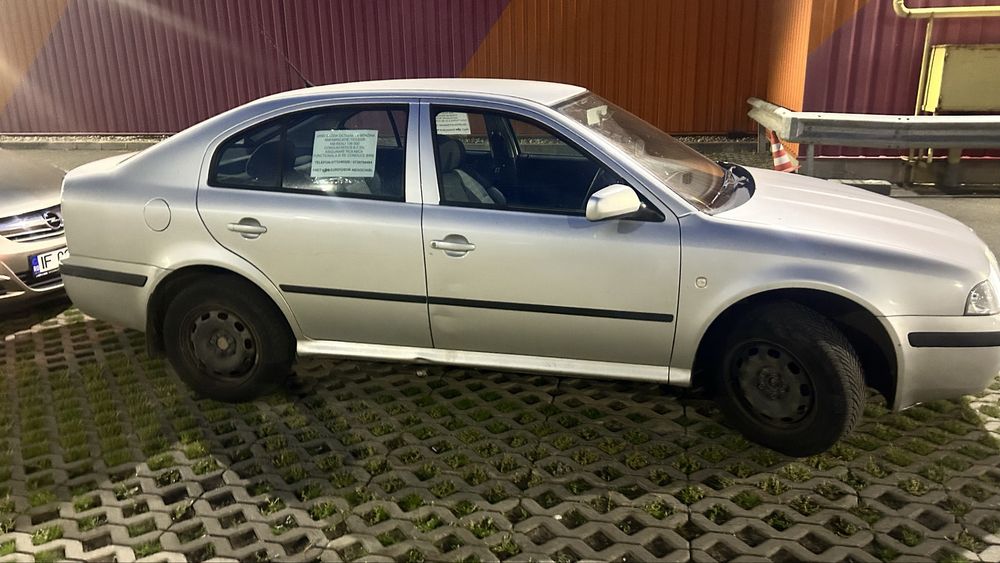 Vand Skoda Octavia 1.6 benzina