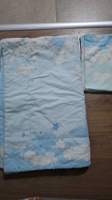 Огромен лот дрехи за момче 10-12-18 мес. цената е за всичко !