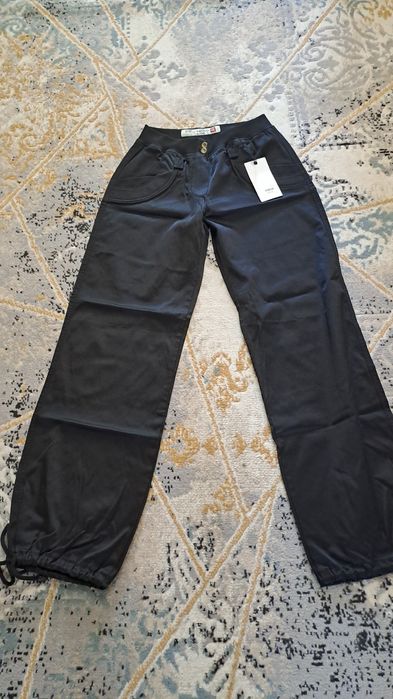 Джинсы мода и стиль