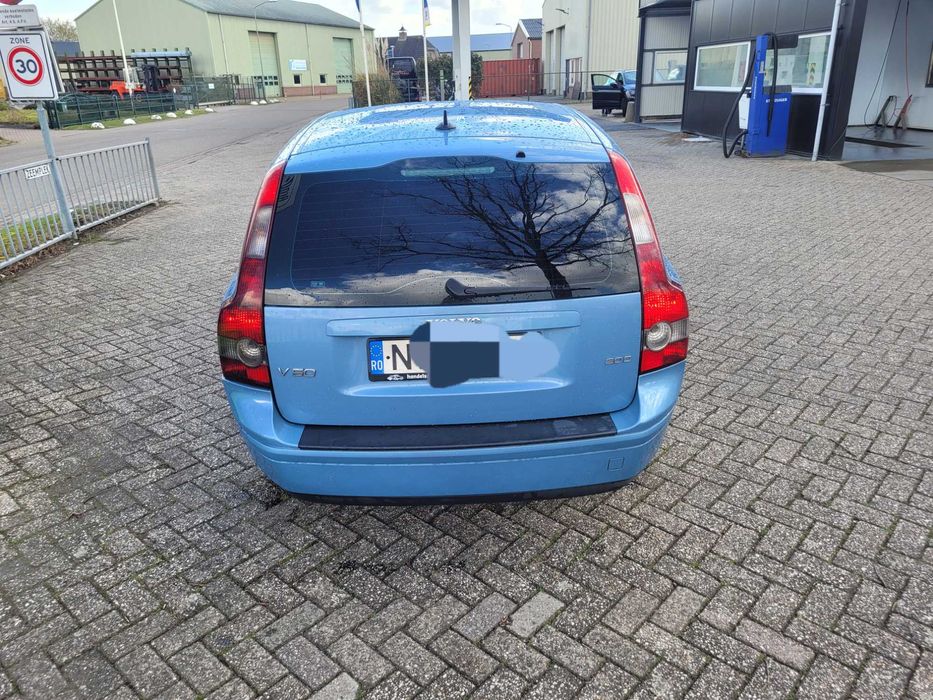 volvo v 50 2.0 l diesel